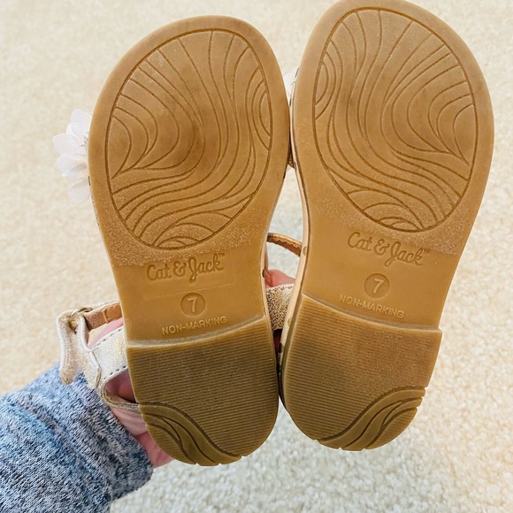 Cat & Jack Sandals - Picture 2 of 3